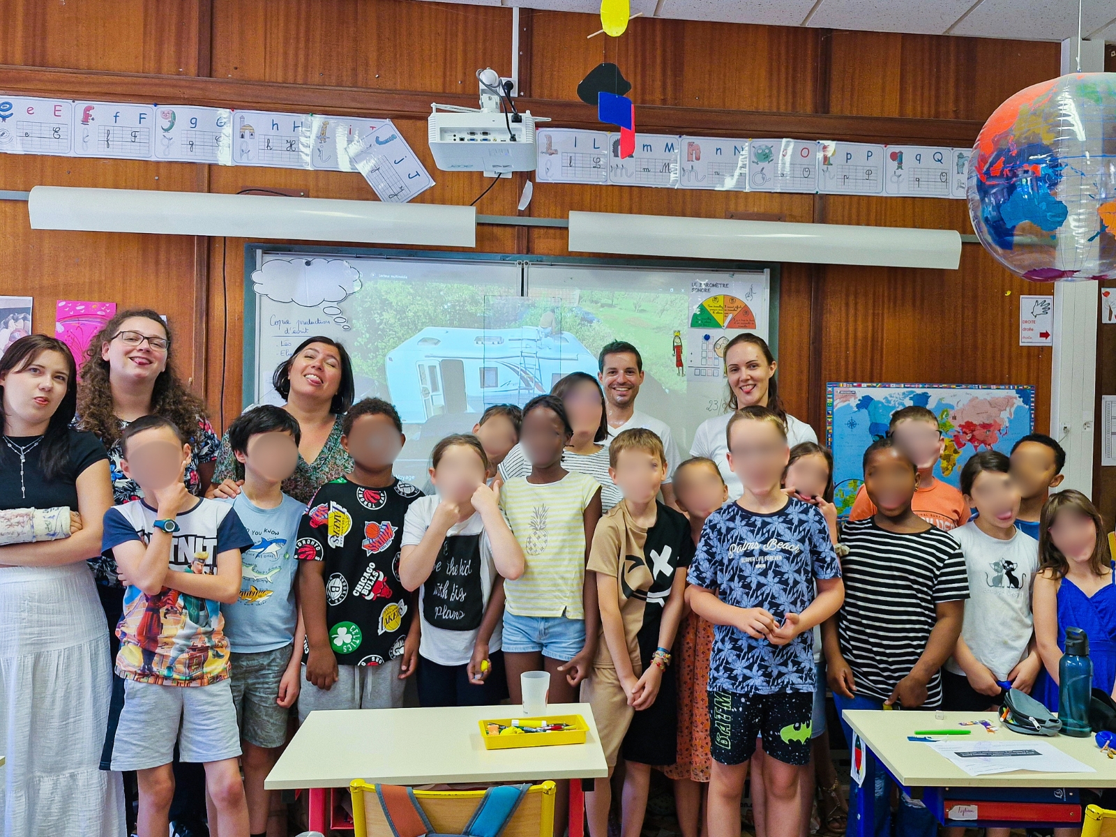 Rencontre avec un groupe d'enfants à Dijon, école de Plein Air ou CHU